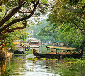 tourist places in kerala